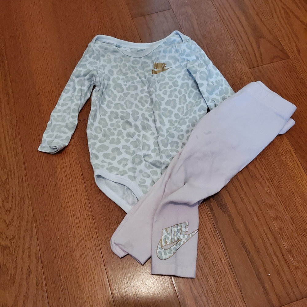 Girls Nike outfit